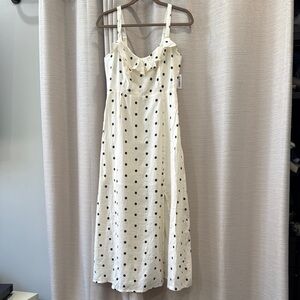 NWT Old Navy Black and Cream Polka Dot Midi Dress Size M